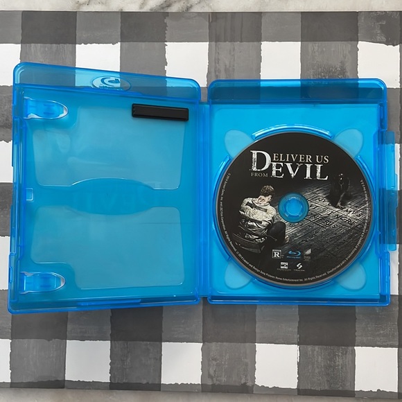 Blu Ray Disc “Deliver Us From Evil” - 2014 Film - Picture 3 of 3